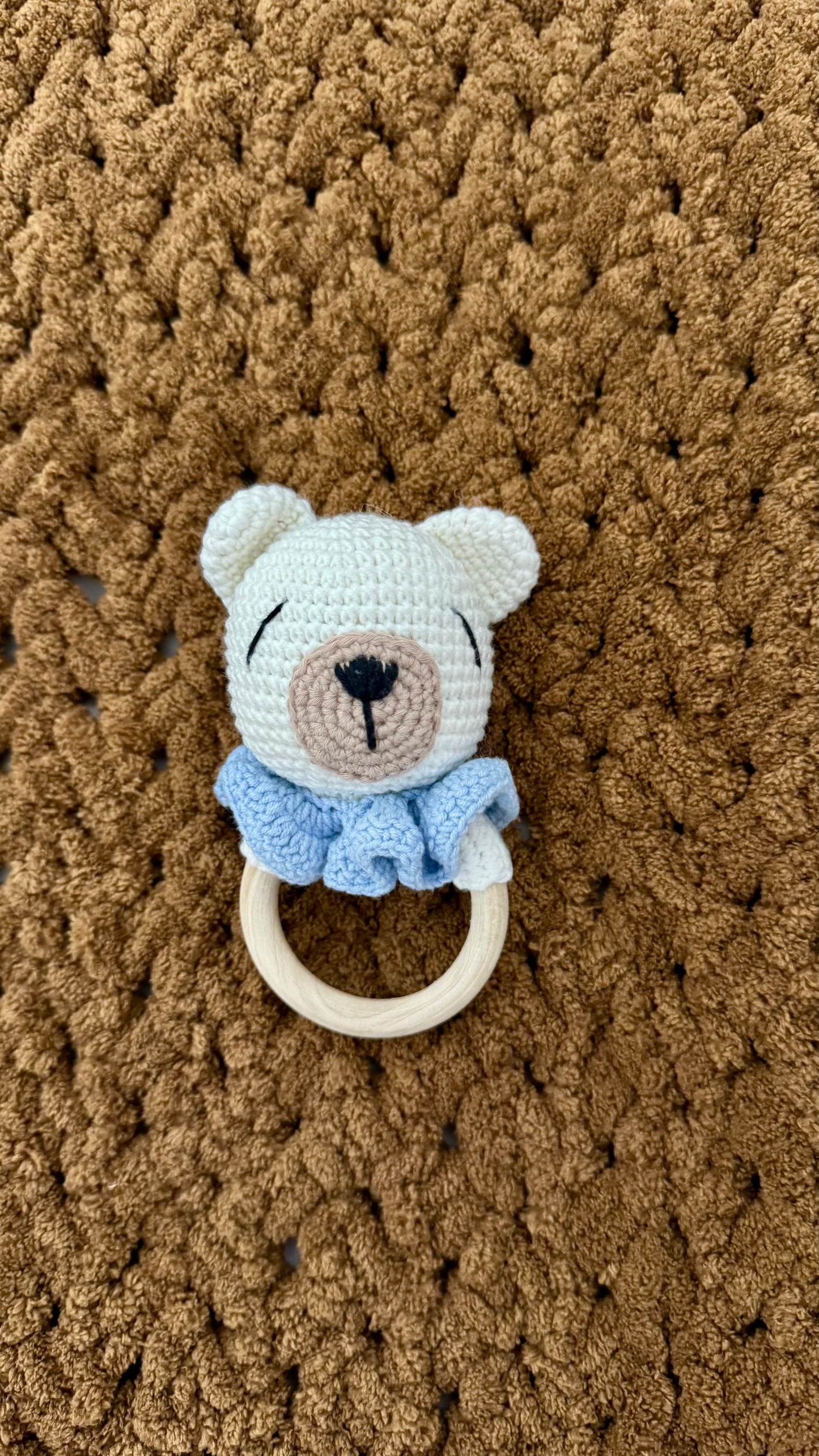Babyrassel Tierwelt, personalisiert mit Gravur, Handmade