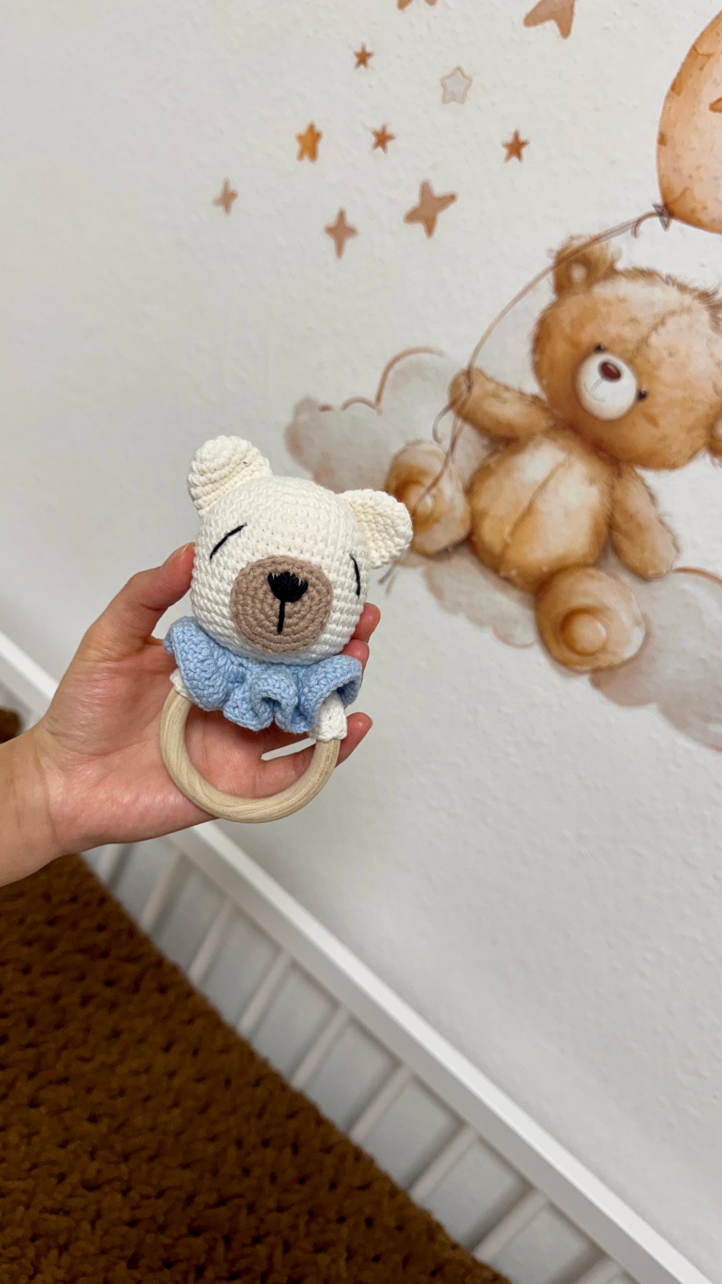 Babyrassel Tierwelt, personalisiert mit Gravur, Handmade