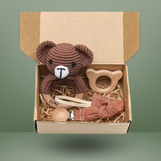 Handgemachtes Baby-Rassel-Set aus Naturholz – Individuell mit Gravur, Bär