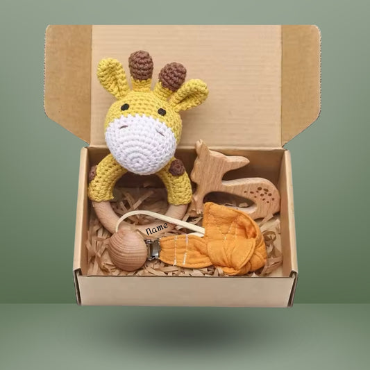Handgemachtes Baby-Rassel-Set aus Naturholz – Individuell mit Gravur, Giraffe