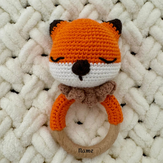 Babyrassel Tierwelt, personalisiert mit Gravur, Handmade